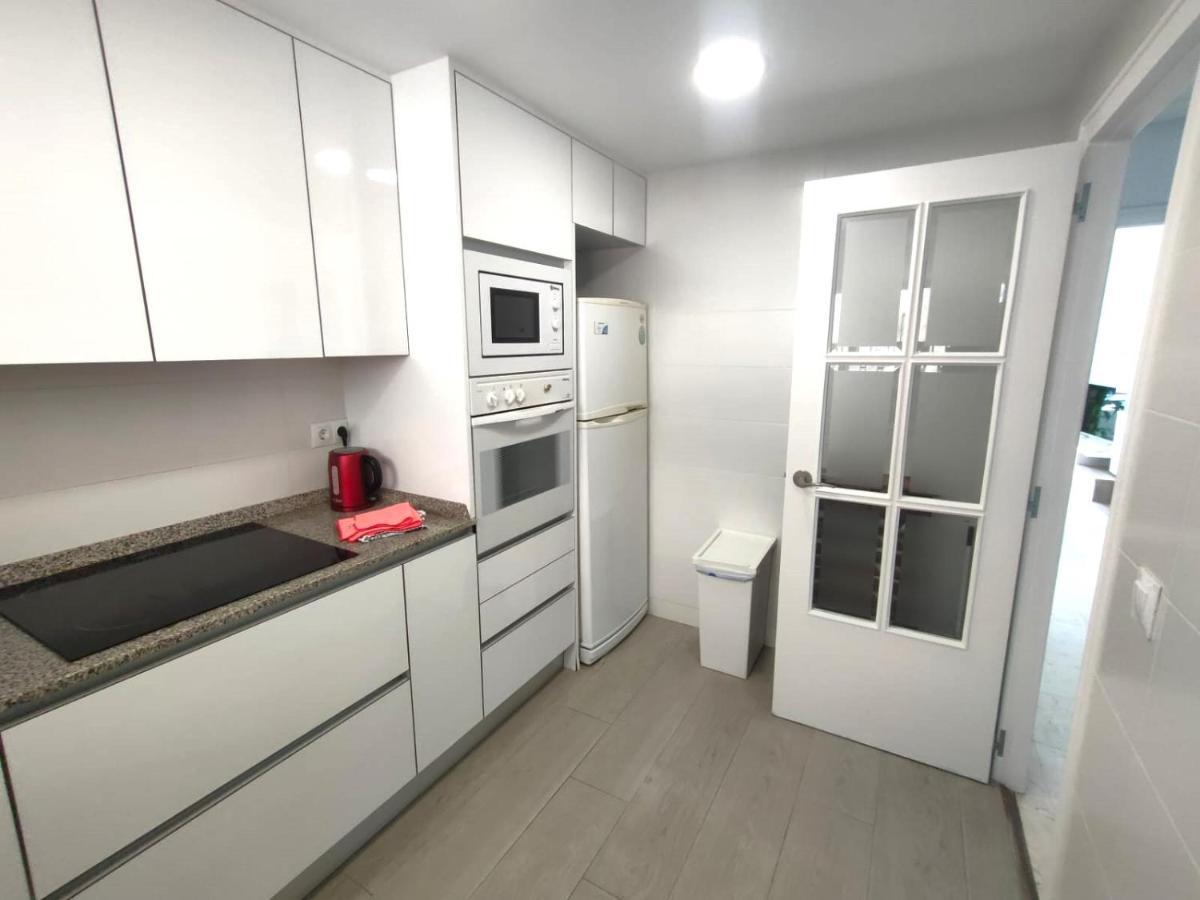 Very Lightful Apartment. Incredible Sea Views. Big Terrace, Swimming Pool. Ac. Very Close To Alicante City Center. Zewnętrze zdjęcie